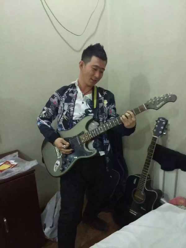 小吉他的第一张照片--泰宁交友网