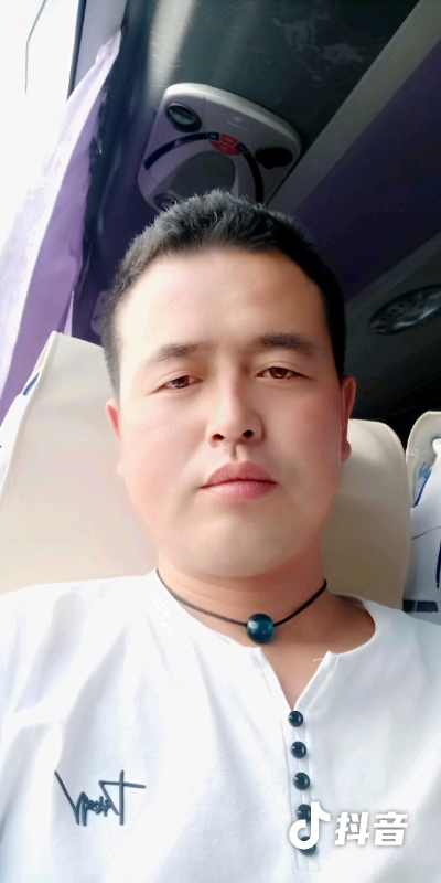 瞬间被爱上的第一张照片--泰宁交友网