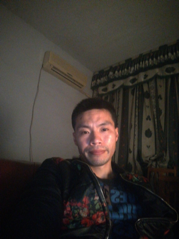 性情男儿的第一张照片--泰宁交友网