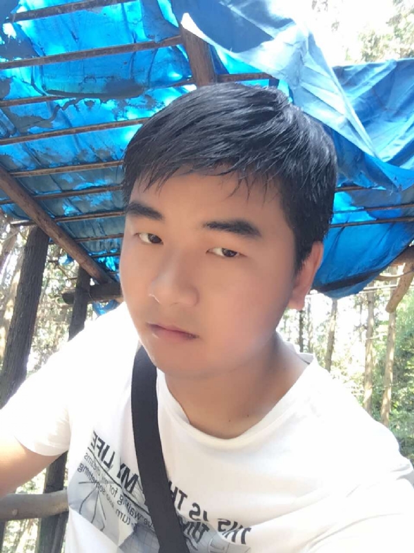 殷勤的王子的第三张照片--泰宁交友网