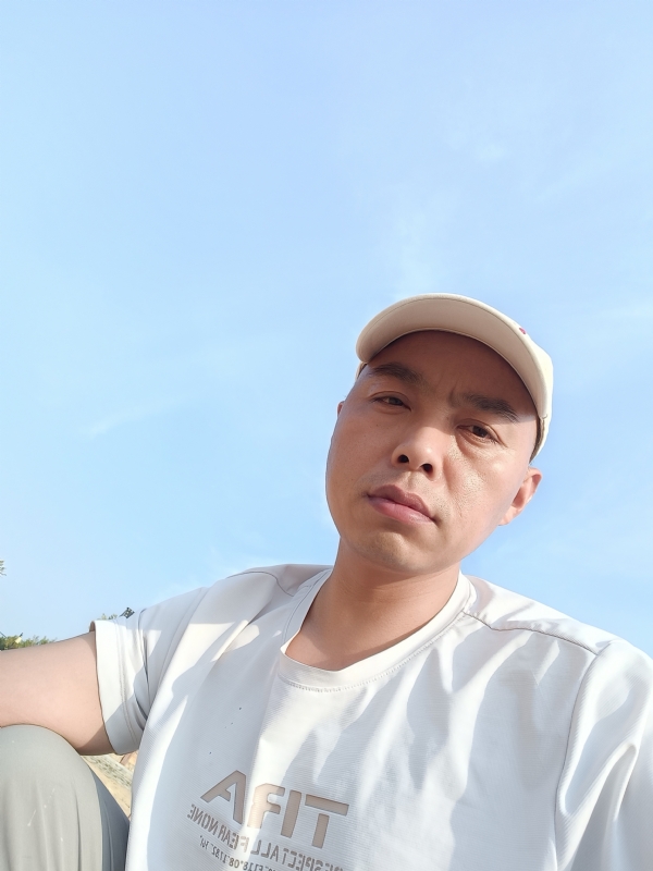 哥哥的第一张照片--泰宁交友网