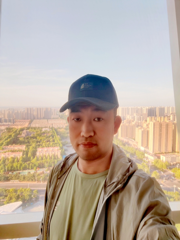 勇攀高峰的第一张照片--泰宁交友网