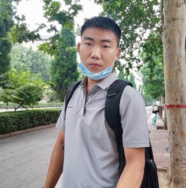 90年男征婚的第一张照片--泰宁交友网
